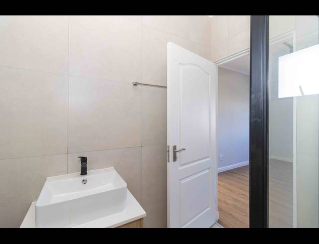 3 BEDROOM APARTMENT TO LET IN SANDOWN